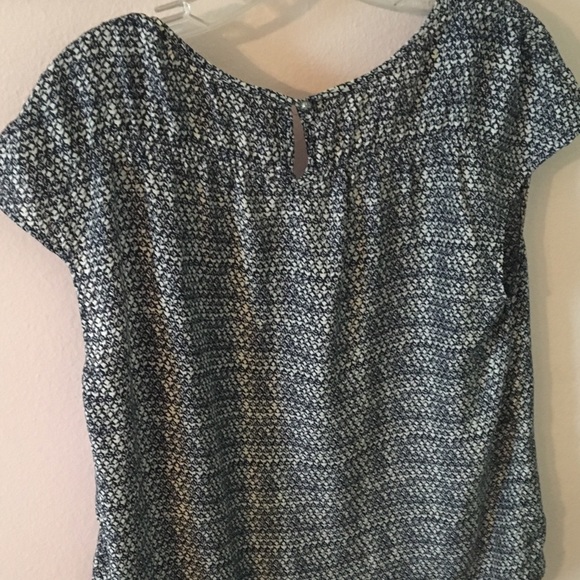 Lucky Brand 100% Silk top sz Medium - Picture 4 of 5